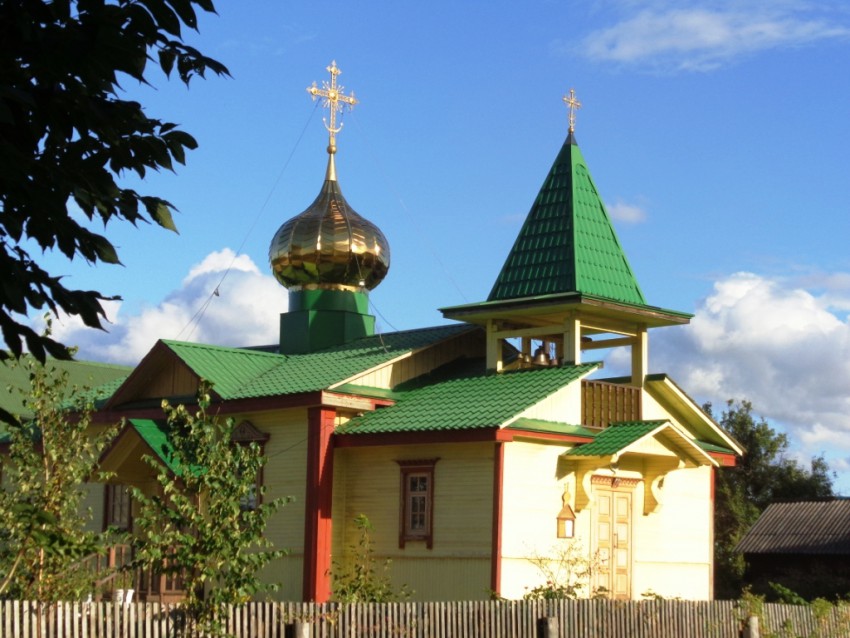 Церковь Рождества Иоанна Предтечи, Мухен (Лазо им. район, Хабаровский край). общий вид в ландшафте
