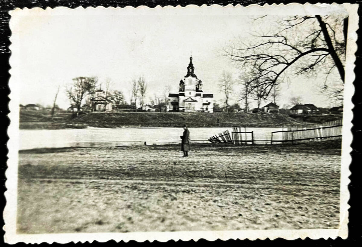 Церковь Михаила Архангела (новая), Боярка (Фастовский район, Украина, Киевская область). архивная фотография, Фото 1942 г. с аукциона e-bay.de