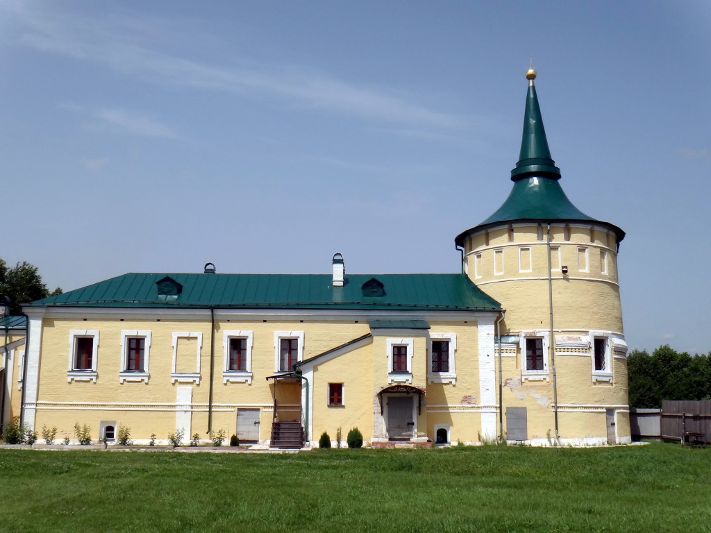 Николо-Радовицкий монастырь. Церковь Иоакима и Анны, Радовицы (Егорьевский городской округ, Московская область). фасады