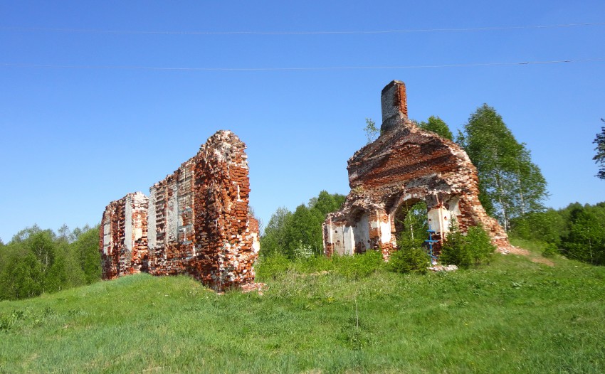 Церковь Покрова Пресвятой Богородицы, Мещеры (Вачский район, Нижегородская область). общий вид в ландшафте