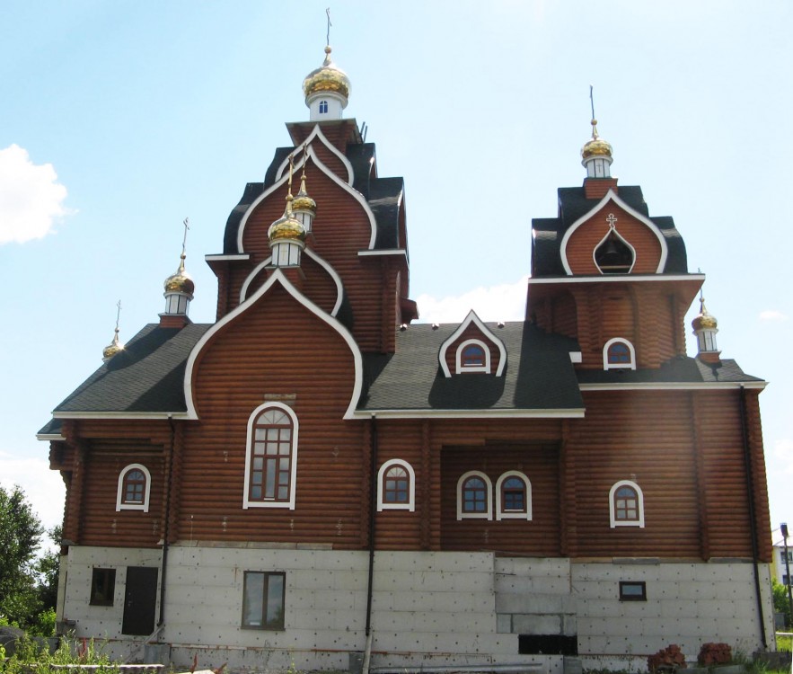Бисерть. Церковь Серафима Саровского. фасады, Северный фасад церкви 