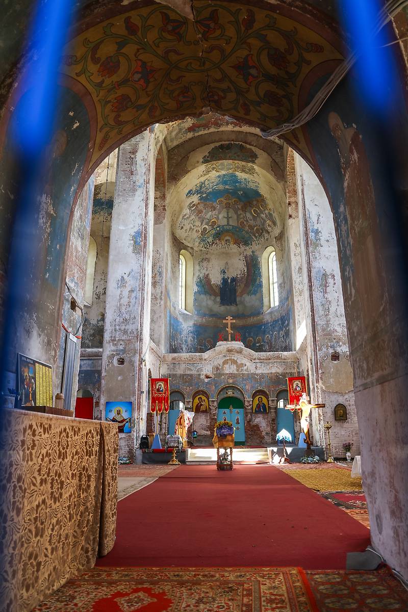 интерьер и убранство. Женская община иконы Божией Матери "Отрада и утешение". Собор Успения Пресвятой Богородицы, Добрыниха (Домодедовский городской округ, Московская область)