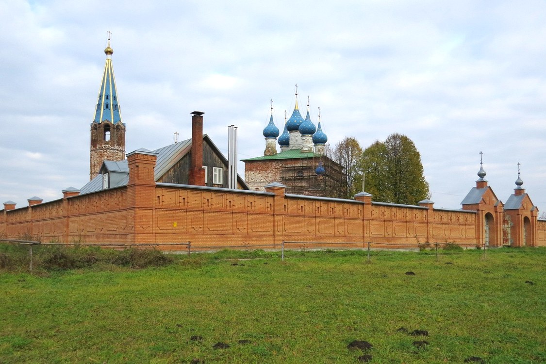 Дунилово. Храмовый комплекс бывшего Благовещенского монастыря. фасады