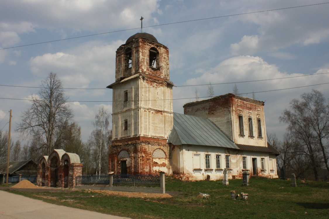 Церковь Воскресения Христова, Котлован (Удомельский городской округ, Тверская область). фасады