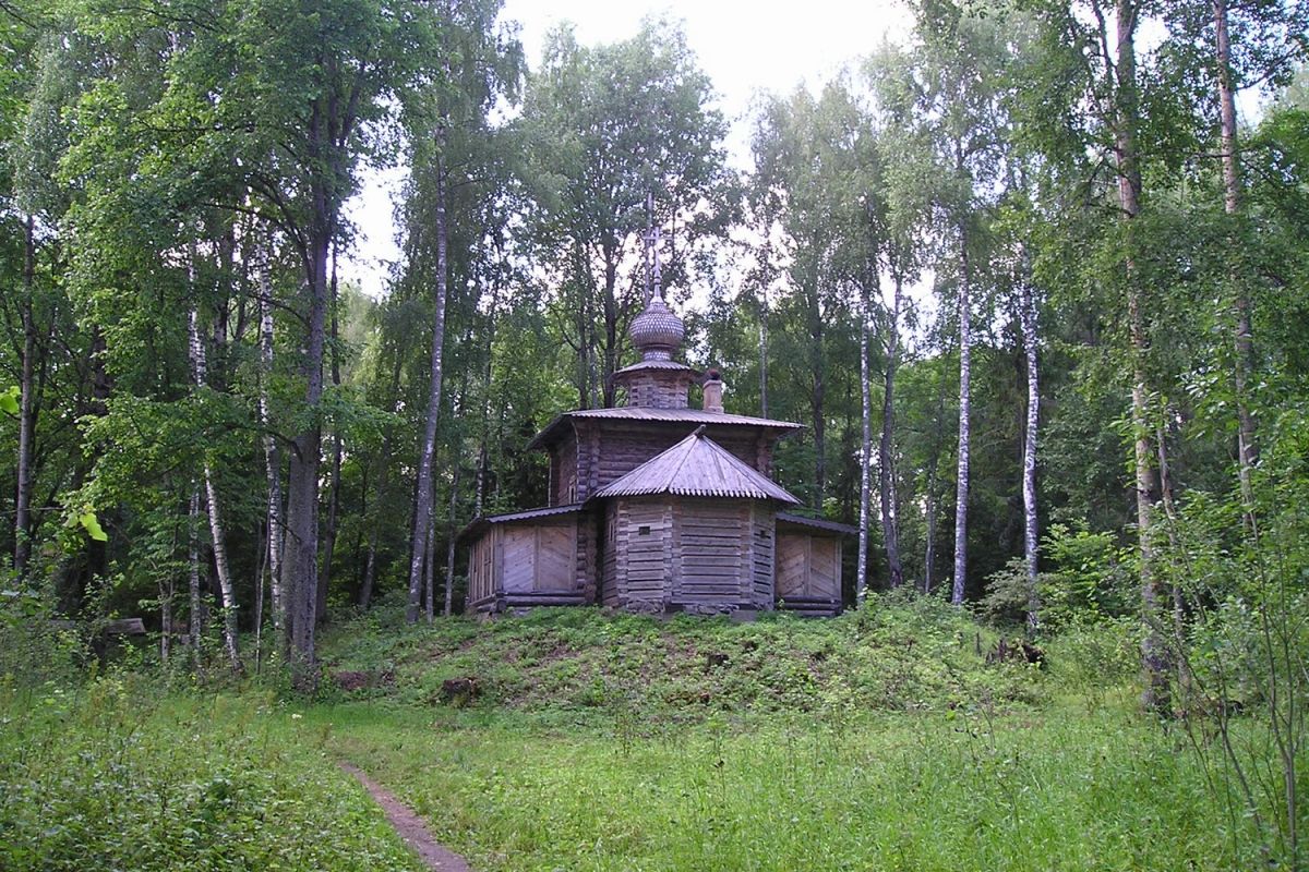 Божье Дело, остров. Церковь Троицы Живоначальной. фасады