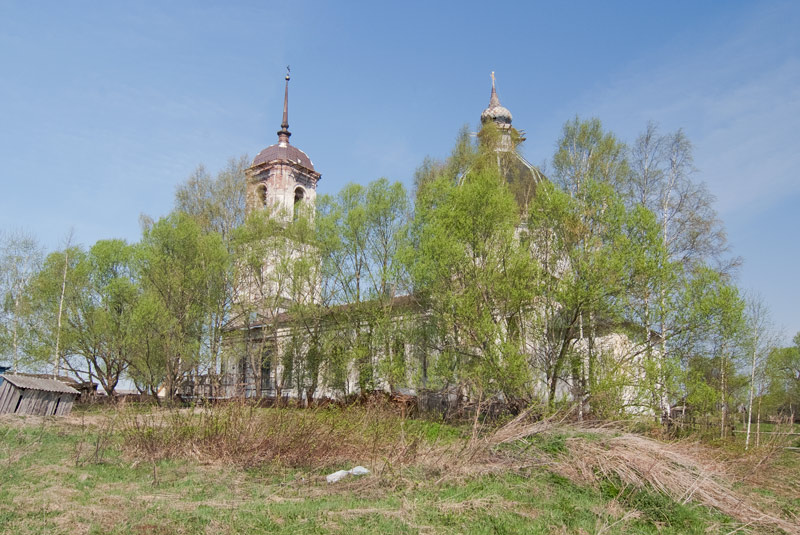 Церковь Троицы Живоначальной, Поречье (Бежецкий район, Тверская область). фасады
