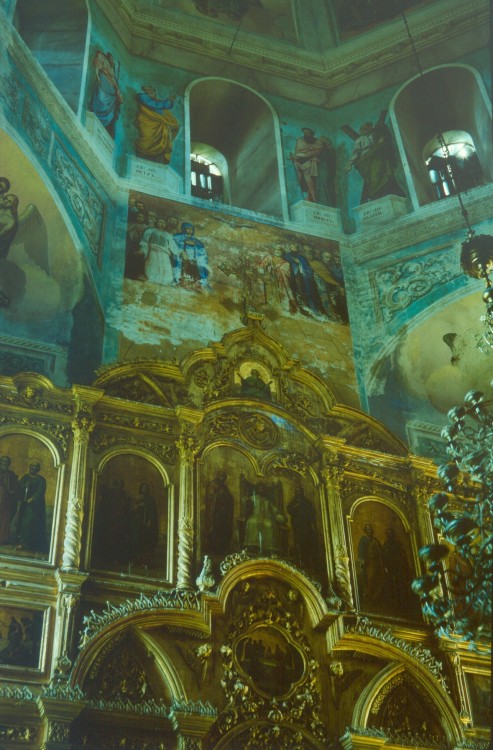 Церковь Троицы Живоначальной, Поречье (Бежецкий район, Тверская область). интерьер и убранство, фото 1994