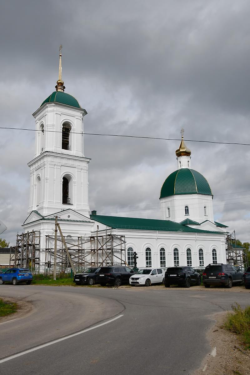 фасады. Церковь Троицы Живоначальной, Поречье (Бежецкий район, Тверская область)