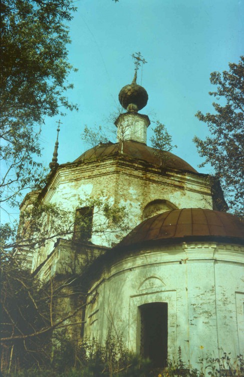 Слобода. Церковь Троицы Живоначальной. фасады, 1994