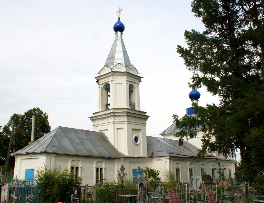 Церковь Николая Чудотворца, Красный Холм (Краснохолмский район, Тверская область). фасады
