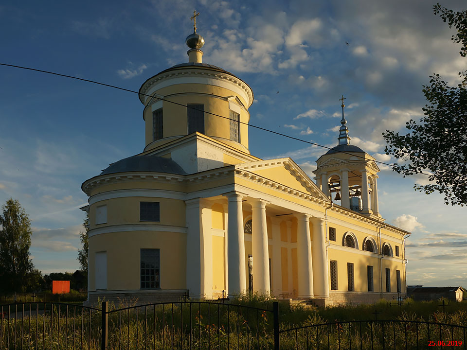 Калининский никольское. Храм село Никольское Рамешковский район. Село Никольское Рамешковский район Тверская область. Никольское Тверь храм.