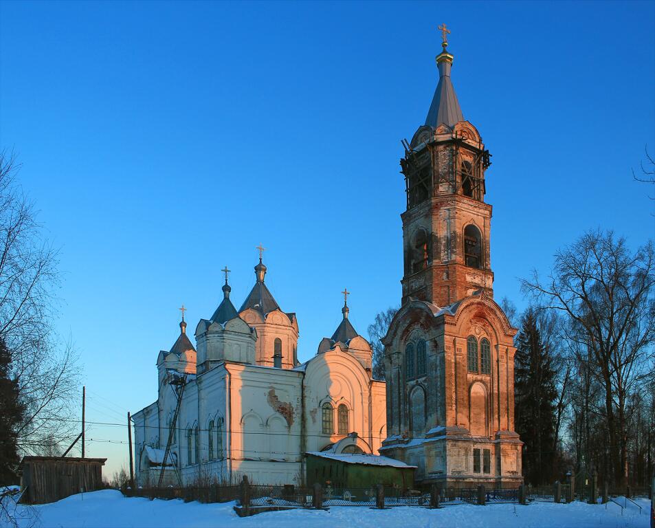 Церковь Успения Пресвятой Богородицы, Кострецы (Максатихинский район, Тверская область). фасады
