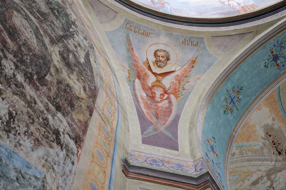 Церковь Успения Пресвятой Богородицы, Кострецы (Максатихинский район, Тверская область). интерьер и убранство