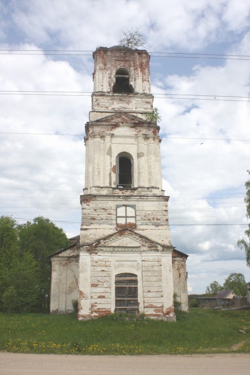 Церковь Троицы Живоначальной, Любегощи (Весьегонский район, Тверская область). фасады
