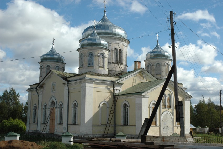 Красное. Церковь Михаила Архангела. фасады, с.Красное Церковь Михаила Архангела