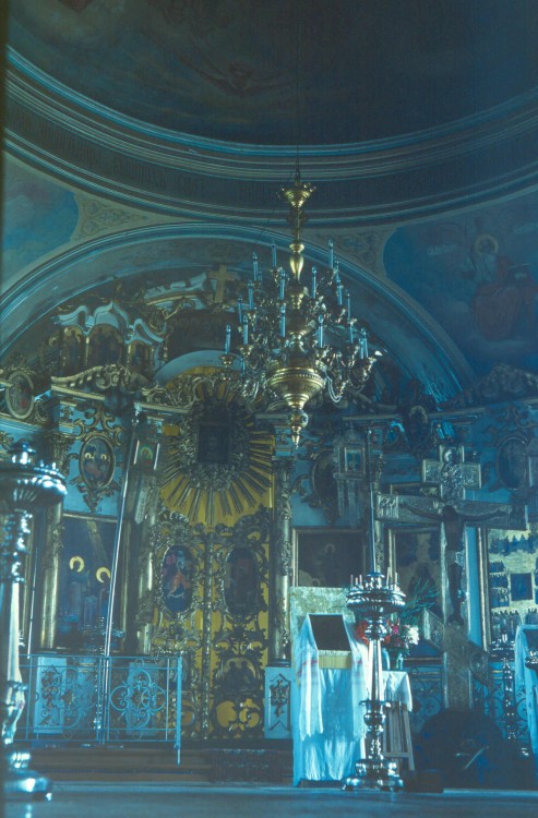 Церковь Михаила Архангела, Красное (Торжокский район и г. Торжок, Тверская область). интерьер и убранство, 1994