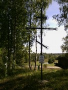 Часовня Воскресения Словущего, поклонный крест на месте разрушенной церкви<br>, Рясня, Старицкий район, Тверская область
