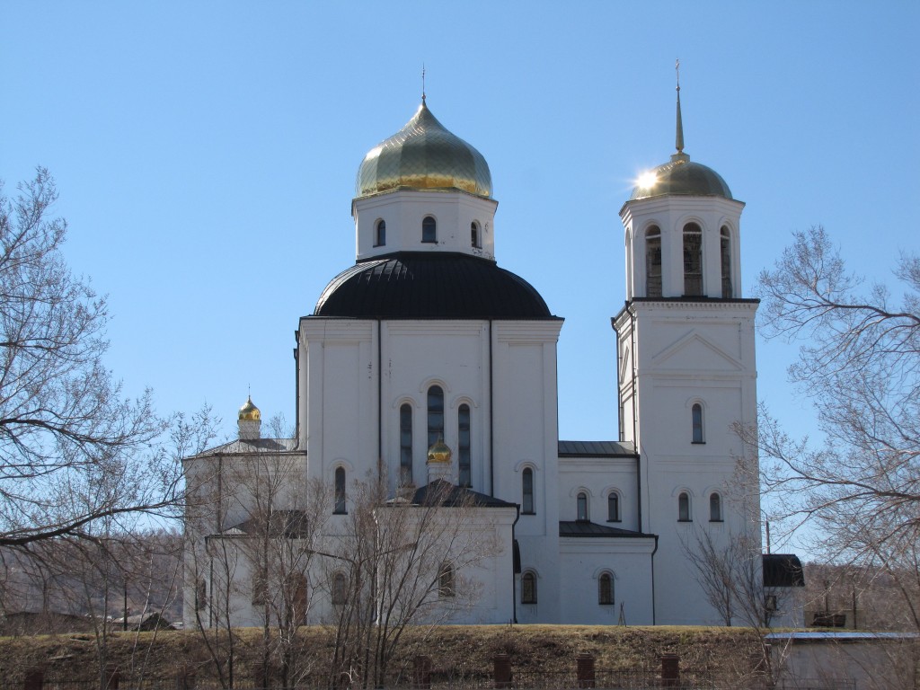 Саяногорск. Церковь Троицы Живоначальной. фасады, вид с севера