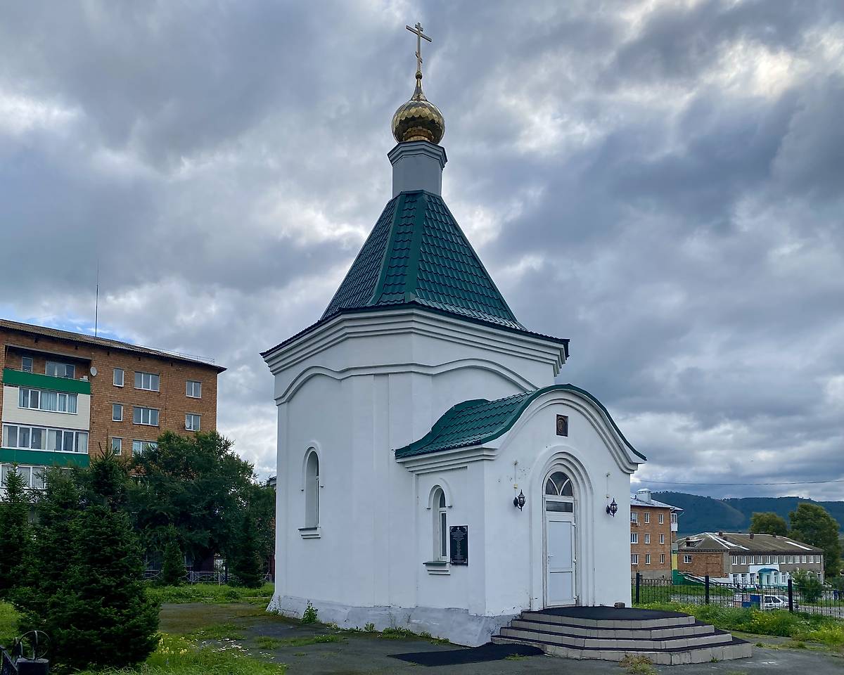 Вид с СЗ, фасады. Храм-часовня Воздвижения Креста Господня, Таштып (Таштыпский район и г. Абаза, Республика Хакасия)