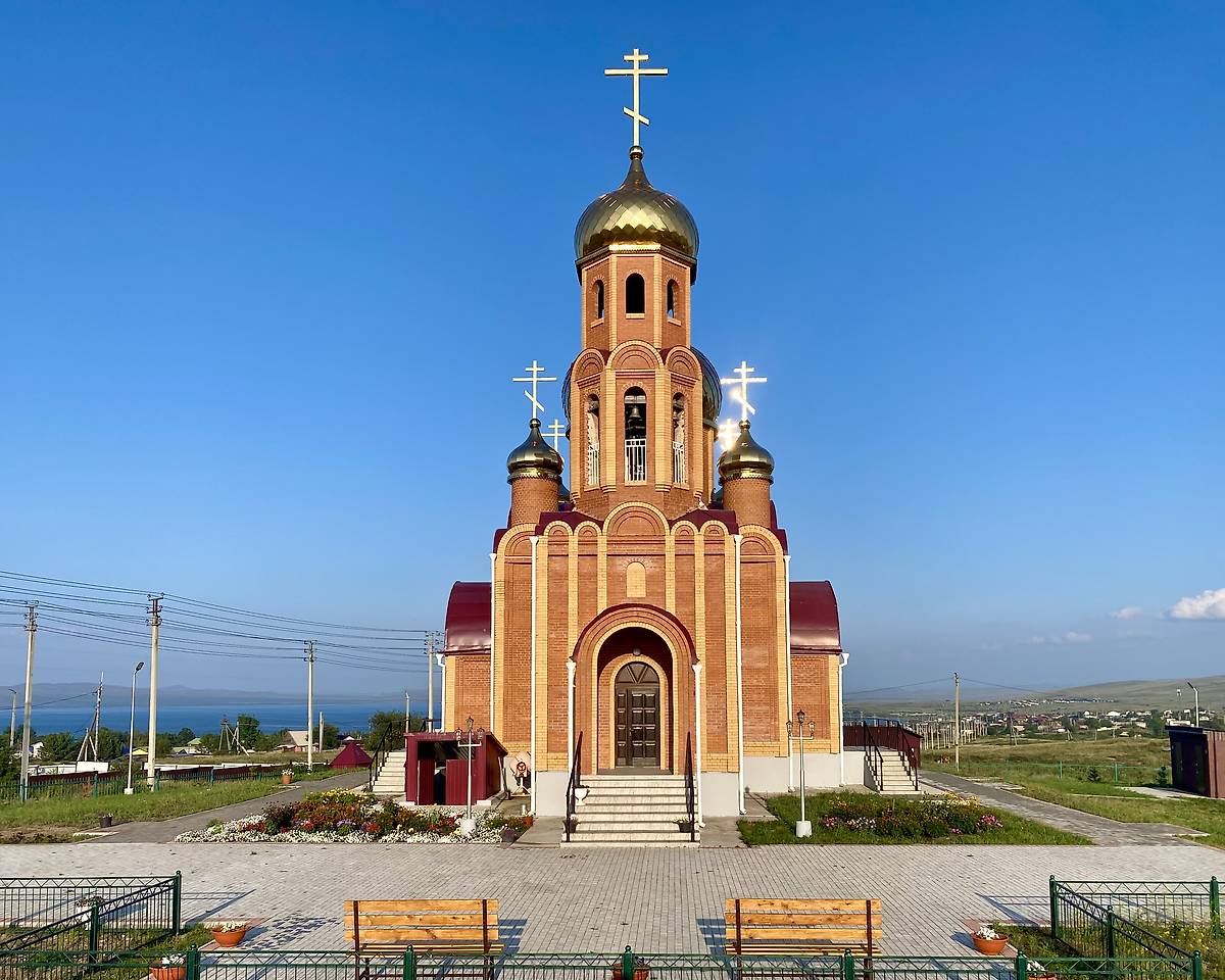 Вид с запада, фасады. Церковь Пантелеимона Целителя (новая), Колодезный (Ширинский район, Республика Хакасия)