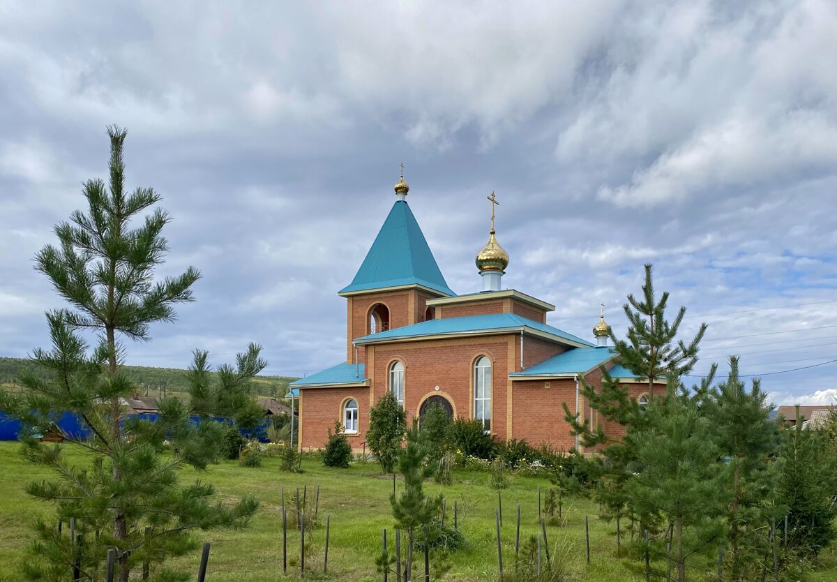 Церковь Иверской иконы Божией Матери, Чёрное Озеро (Ширинский район, Республика Хакасия). фасады, Вид с юго-востока