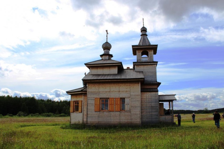 Церковь Артемия Веркольского на Ежемени, Веркола (Новый Путь) (Пинежский район, Архангельская область). общий вид в ландшафте, Вид с севера
