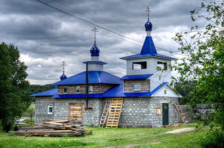 Мохирева. Церковь Рождества Иоанна Предтечи. общий вид в ландшафте