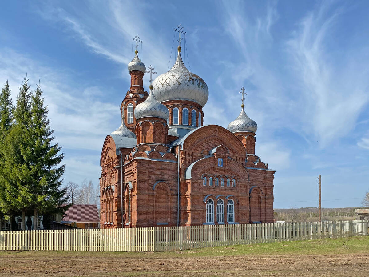 Церковь Михаила Архангела, Тогаево (Мариинско-Посадский район, Республика Чувашия). фасады, Вид с юго-востока