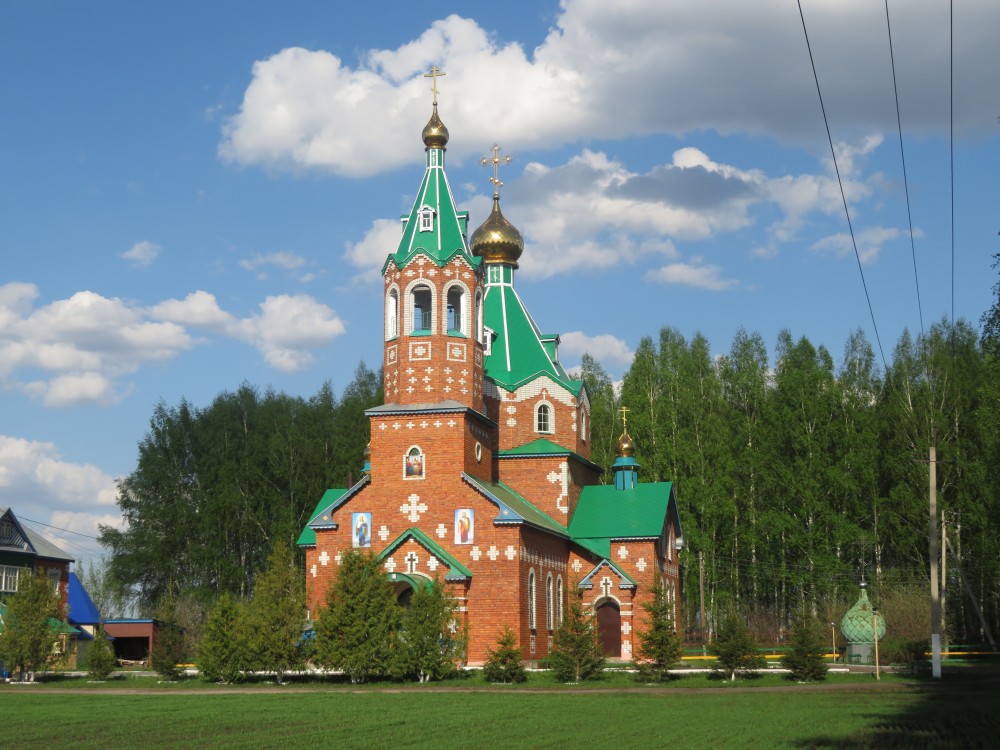 Церковь Троицы Живоначальной, Тойси (Батыревский район, Республика Чувашия). фасады