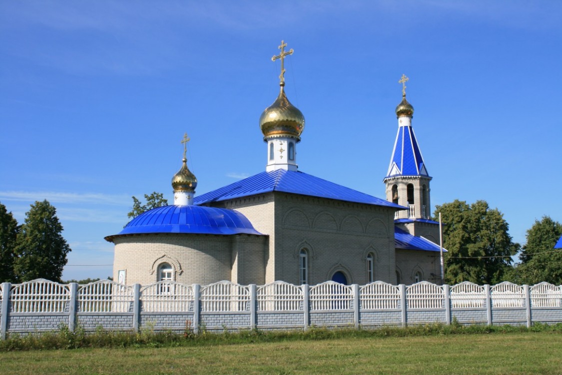 Церковь Михаила Архангела, Тугаево (Комсомольский район, Республика Чувашия). общий вид в ландшафте