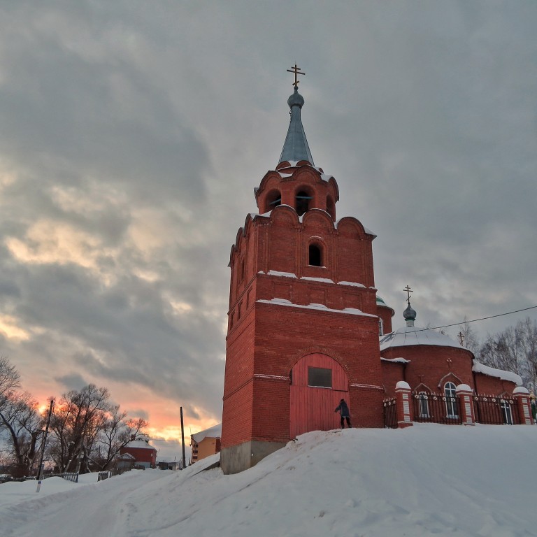 Тобурданово. Церковь Космы и Дамиана. фасады