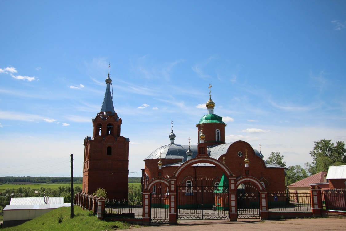 Церковь Космы и Дамиана, Тобурданово (Канашский район и г. Канаш, Республика Чувашия). фасады