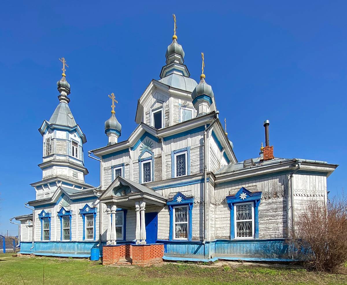 Вид с юго-востока, фасады. Церковь Гурия Казанского, Первое Степаново (Цивильский район, Республика Чувашия)