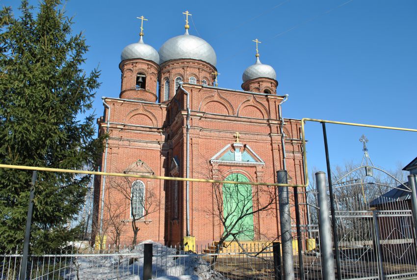 Церковь Введения во храм Пресвятой Богородицы, Первое Чурашево (Мариинско-Посадский район, Республика Чувашия). фасады