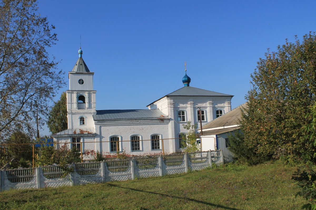 Церковь Успения Пресвятой Богородицы, Советское (Ядринский район, Республика Чувашия). фасады