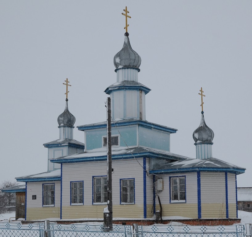 Церковь Успения Пресвятой Богородицы, Азим-Сирма (Вурнарский район, Республика Чувашия). фасады