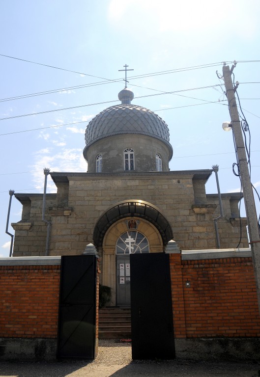 Церковь Михаила Архангела, Ленинский (Минераловодский район, Ставропольский край). фасады