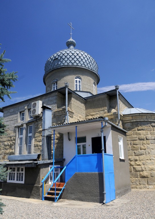 Церковь Михаила Архангела, Ленинский (Минераловодский район, Ставропольский край). фасады