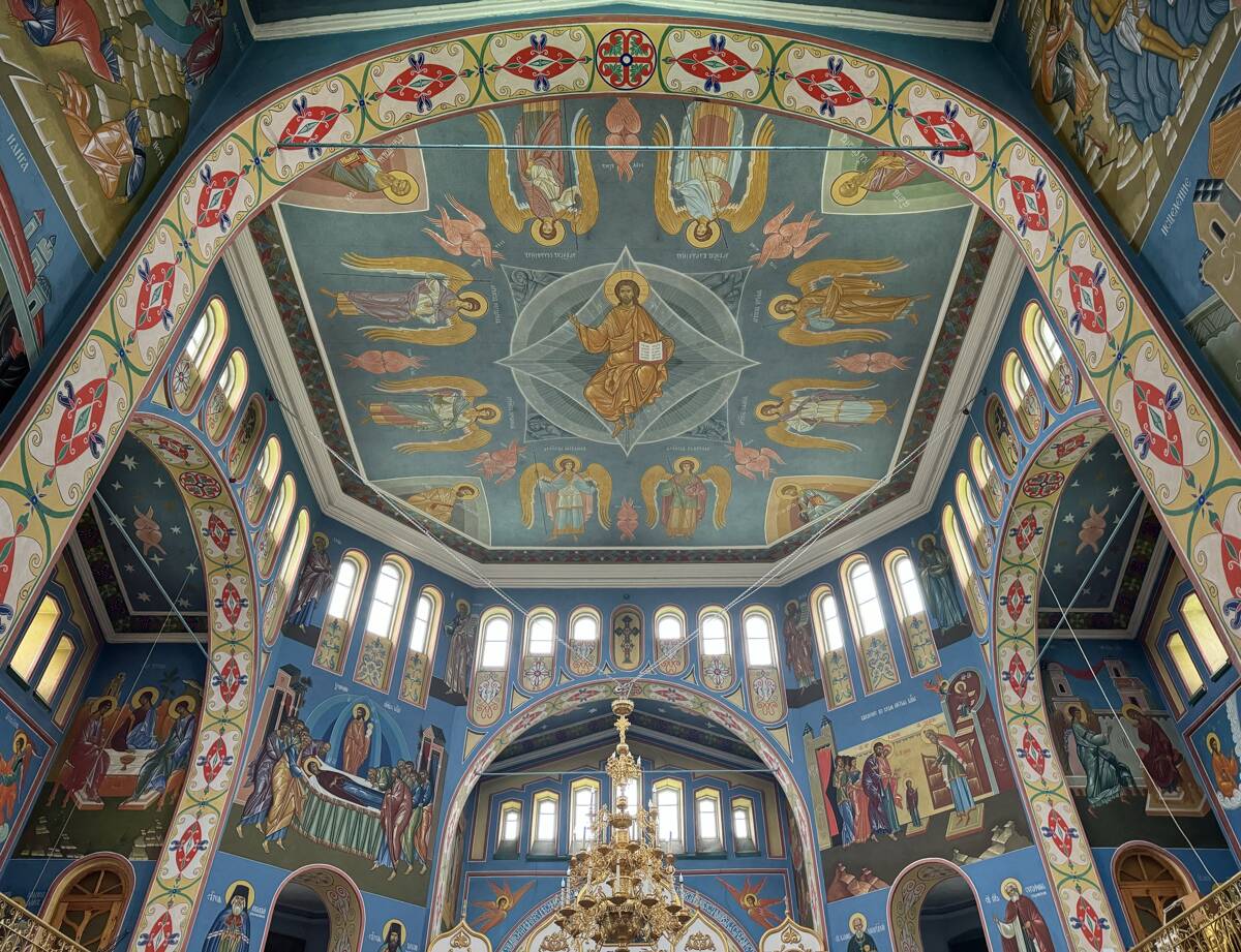 Церковь Николая Чудотворца, Зольская (Кировский район, Ставропольский край). интерьер и убранство, Своды