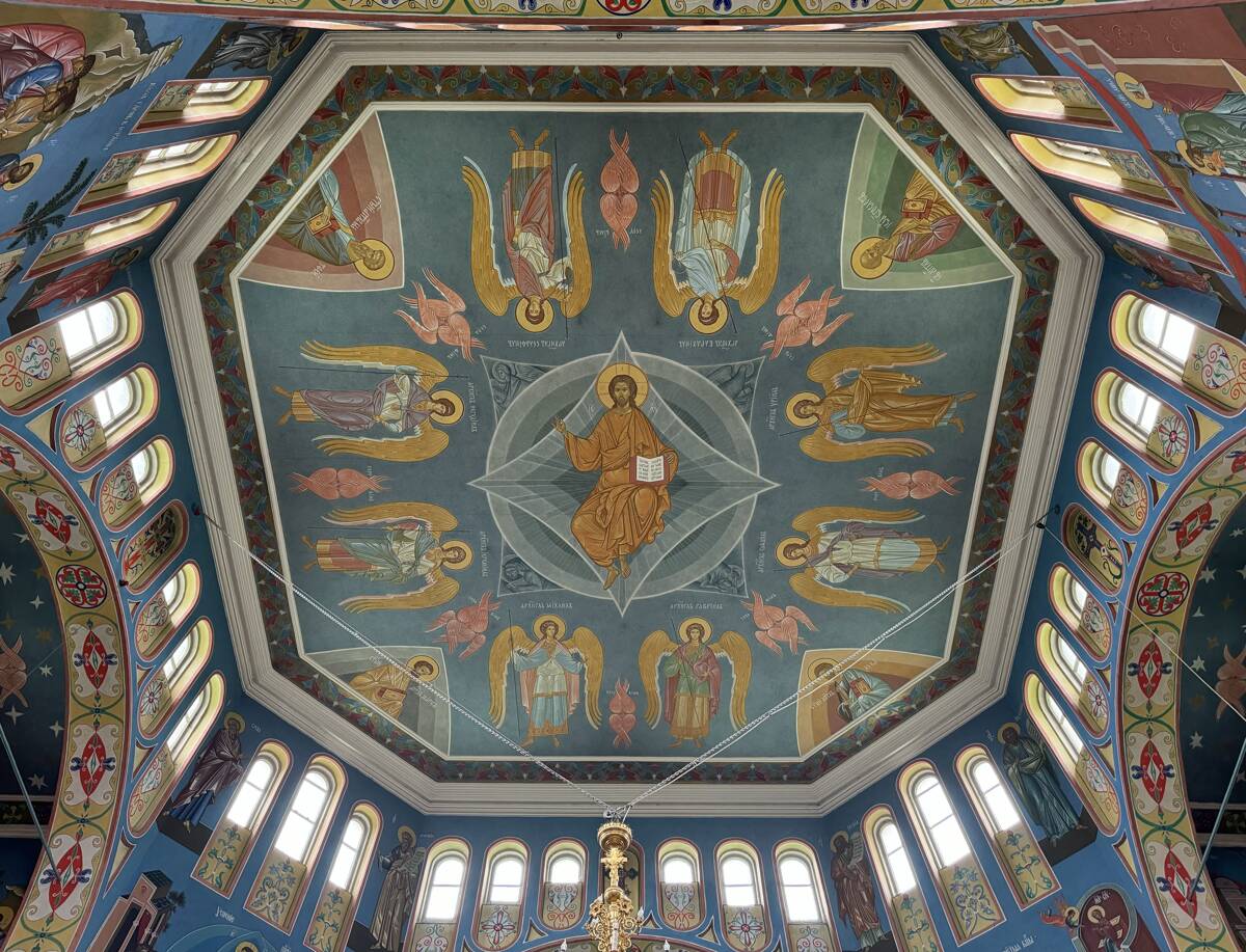 Церковь Николая Чудотворца, Зольская (Кировский район, Ставропольский край). интерьер и убранство, Роспись свода в главном объёме