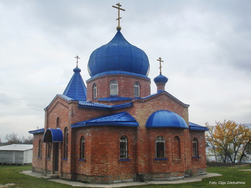 Нежинский. Церковь иконы Божией Матери 