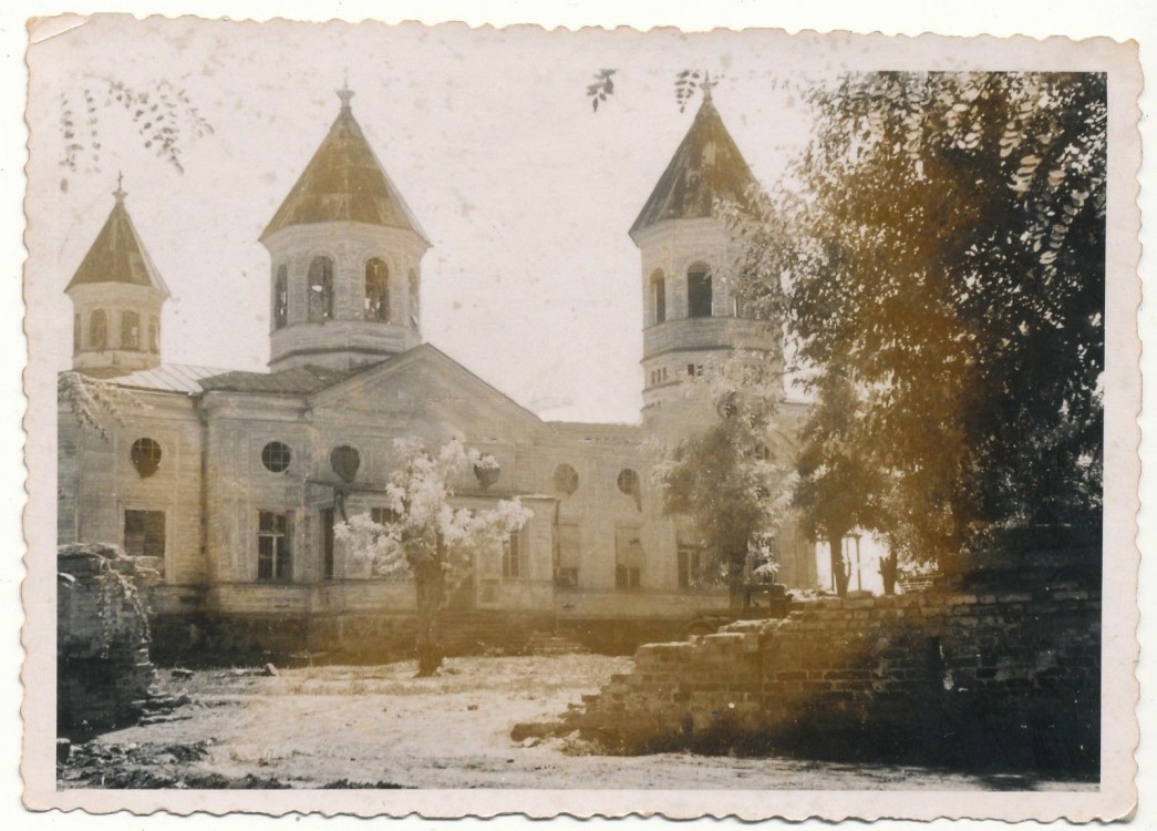 Моздок. Церковь Успения Пресвятой Богородицы. архивная фотография, Фото 1942 г. с аукциона e-bay.de