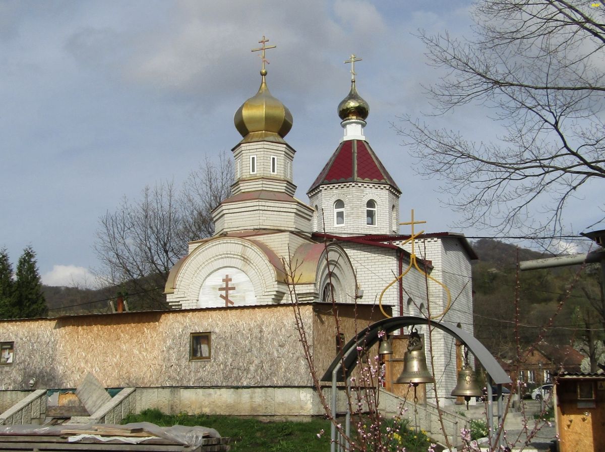 Часовня Михаила Архангела, Южный (Владикавказ, город, Республика Северная Осетия-Алания). фасады