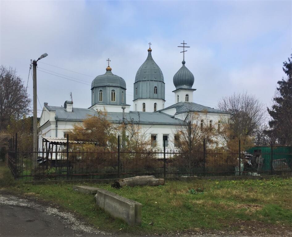 Церковь Георгия Победоносца, Беслан (Правобережный район, Республика Северная Осетия-Алания). фасады, Вид с Привокзальной улицы