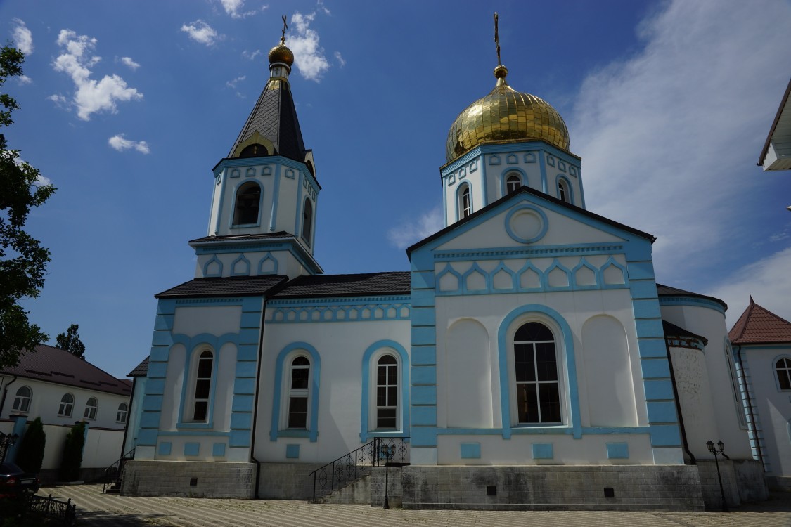 Сунжа. Ново-Синайский Покровский монастырь. Церковь Покрова Пресвятой Богородицы. фасады