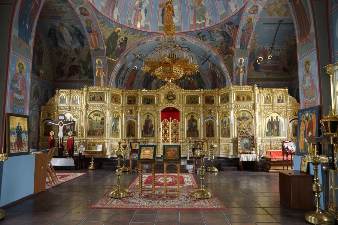Ново-Синайский Покровский монастырь. Церковь Покрова Пресвятой Богородицы, Сунжа (Сунжа, город, Республика Ингушетия). интерьер и убранство