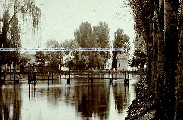 Часовня Александра Невского, Новый Афон (Абхазия, Прочие страны). архивная фотография, Фото с сайта http://and110.ucoz.ru/UR/17/sam11.html