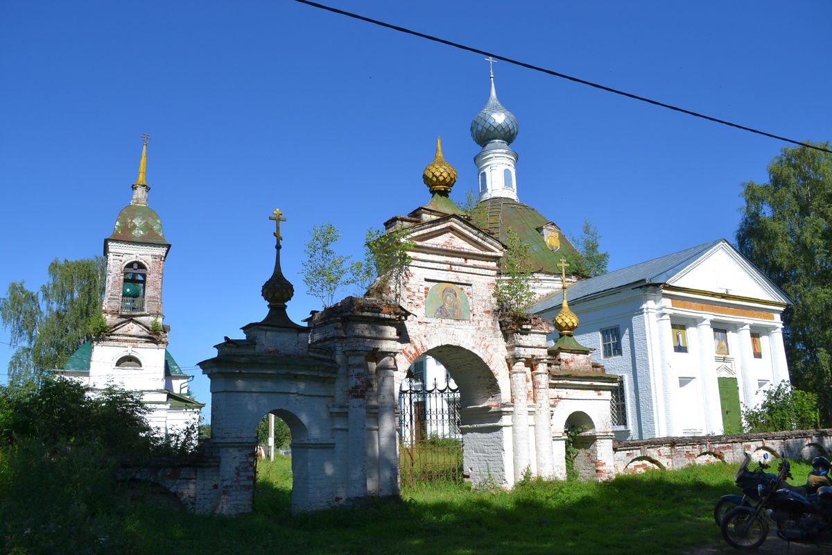 фасады. Храмовый комплекс. Церкви Казанской иконы Божией Матери и Преображения Господня, Спас-Бураки (Бураково) (Костромской район, Костромская область)
