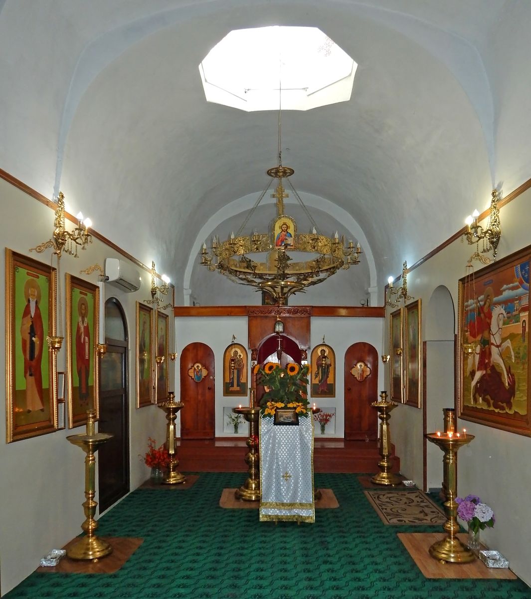 Сухум. Церковь Георгия Победоносца при пансионате 