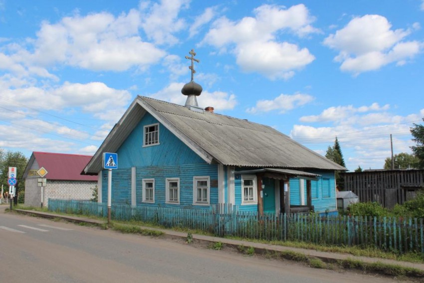 Карпогоры. Домовая церковь Артемия Веркольского. общий вид в ландшафте, Вид с юго-запада